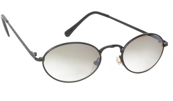 Sort oval solbrille med smokeyglas